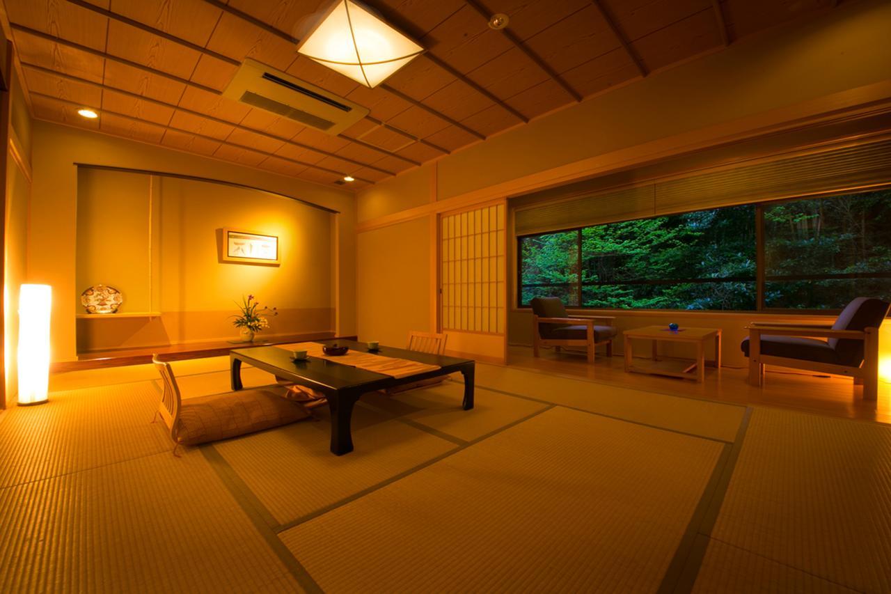 Отель Nansuikaku Miyawaka Экстерьер фото