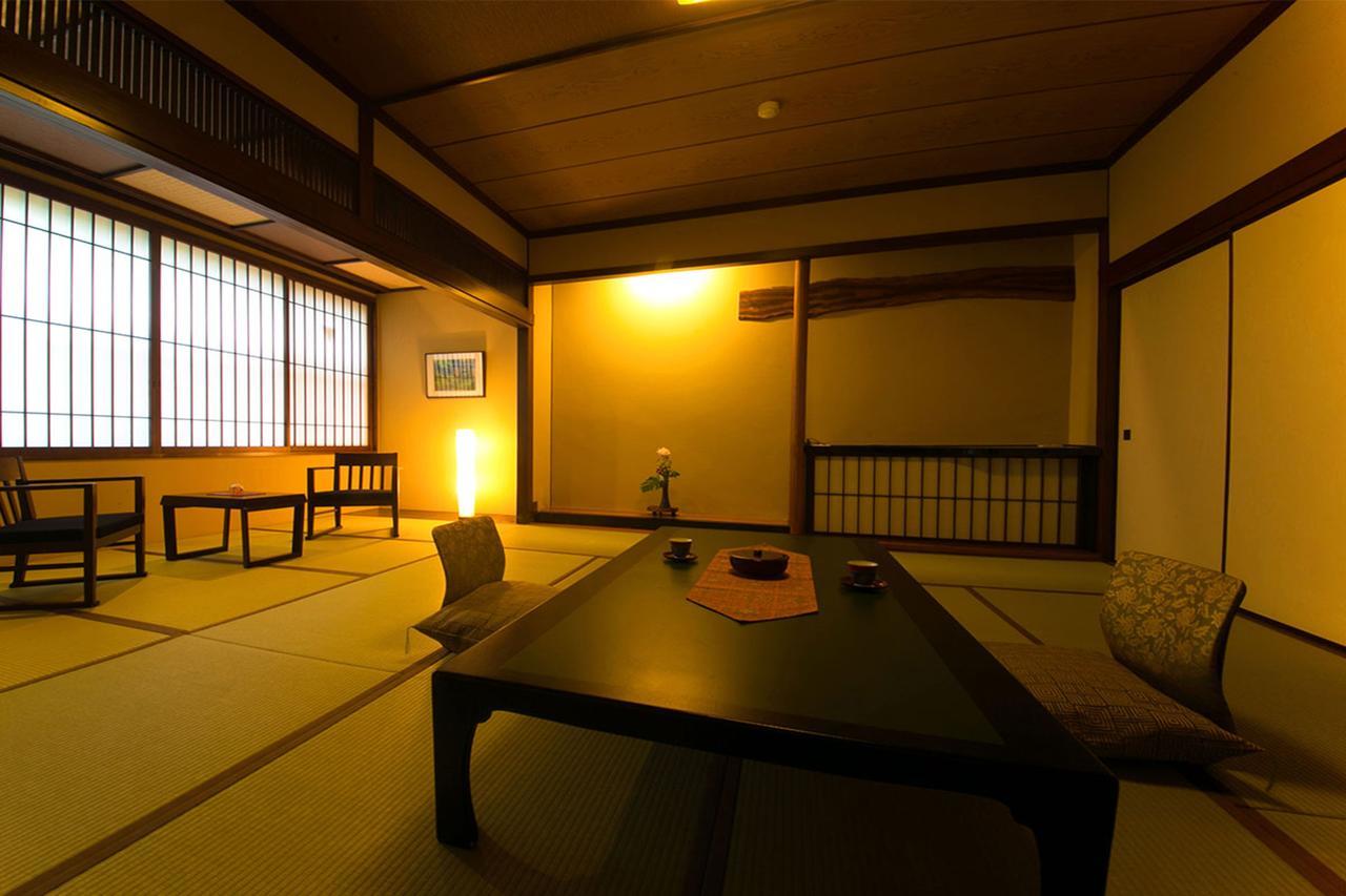 Отель Nansuikaku Miyawaka Экстерьер фото